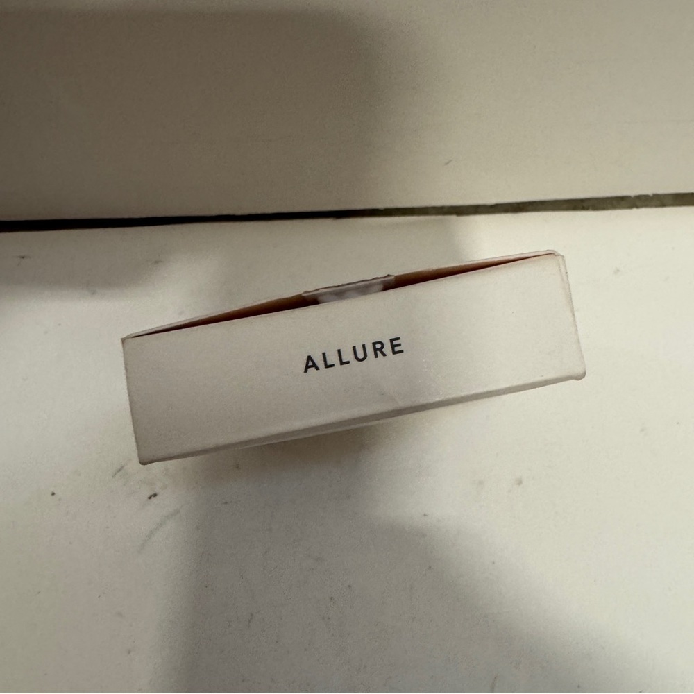 Jane Iredale PurePressed Eye Shadow Allure 1.8g - Picture 2 of 3